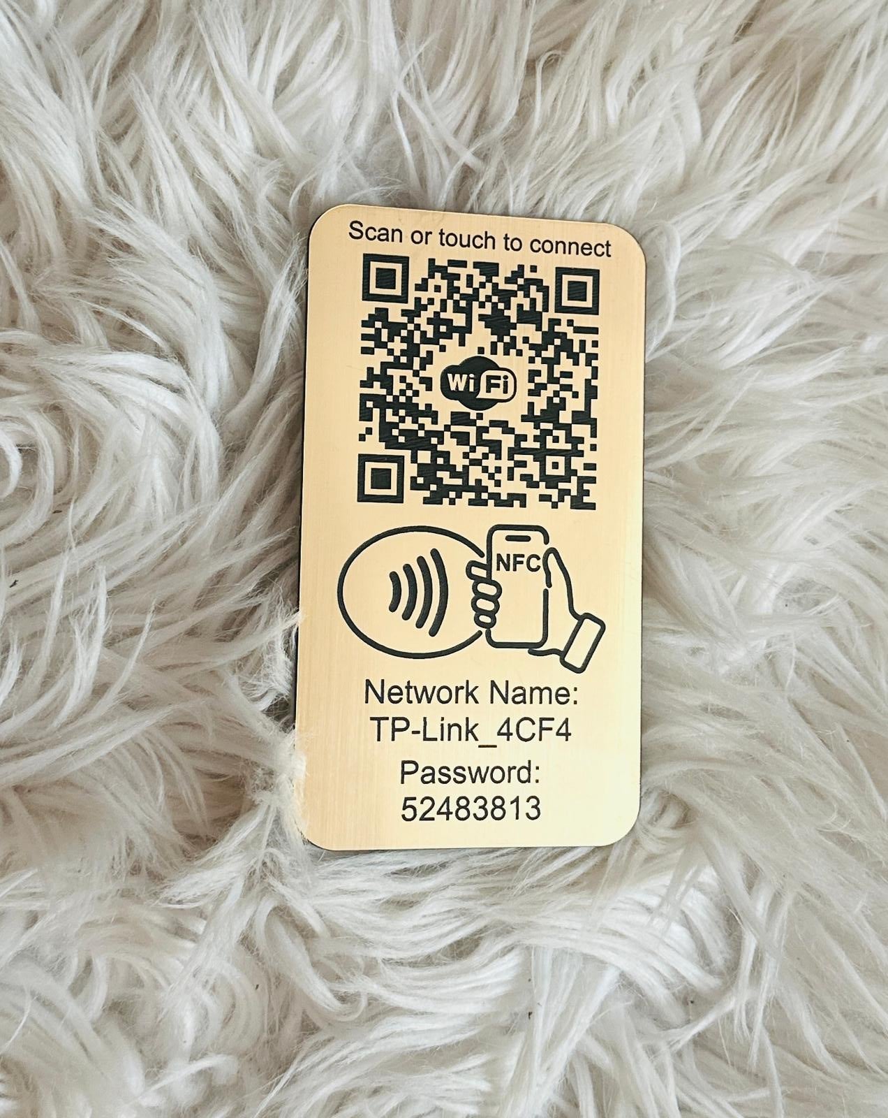 Placuta conectare WIFI cu NFC si QR Wood